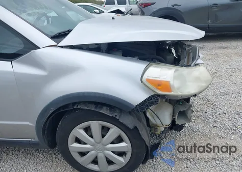 2011 Suzuki Sx4 Premium/Tech Valu Pkg (Nav) из США, поврежденный, VIN JS2YB5A35B6304692